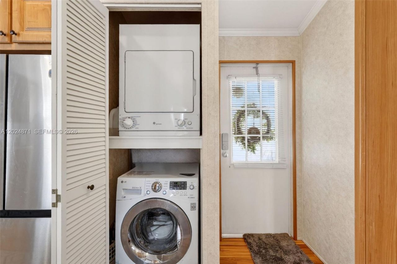 10725 S Ocean Drive Unit 311, Jensen Beach, FL 34957 Photo