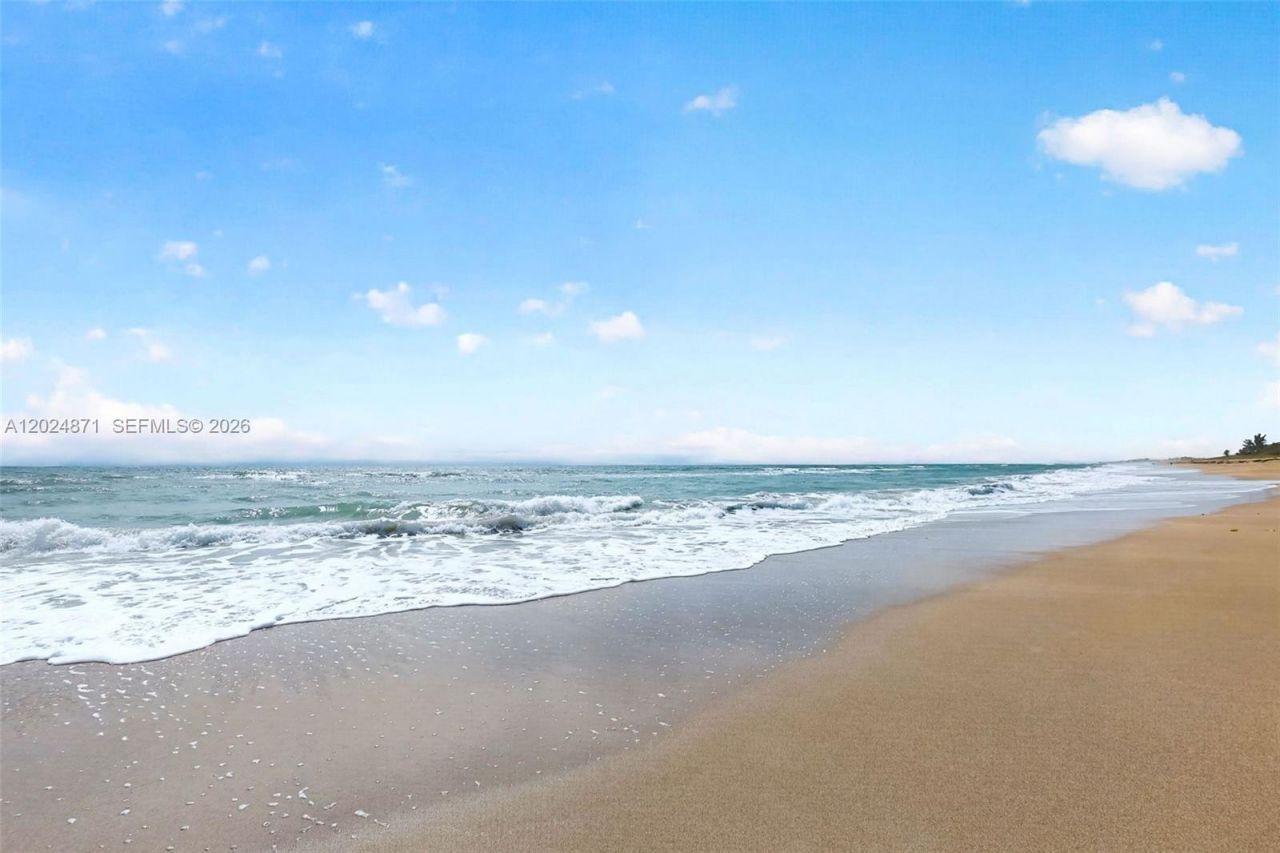 10725 S Ocean Drive Unit 311, Jensen Beach, FL 34957 Photo