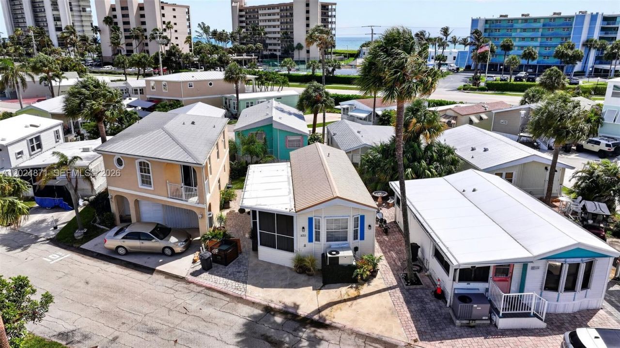 10725 S Ocean Drive Unit 311, Jensen Beach, FL 34957 Photo