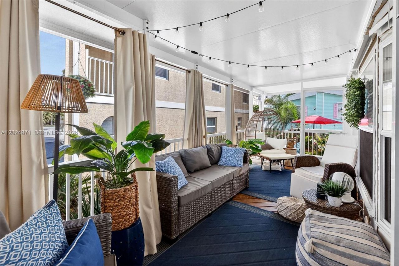 10725 S Ocean Drive Unit 311, Jensen Beach, FL 34957 Photo