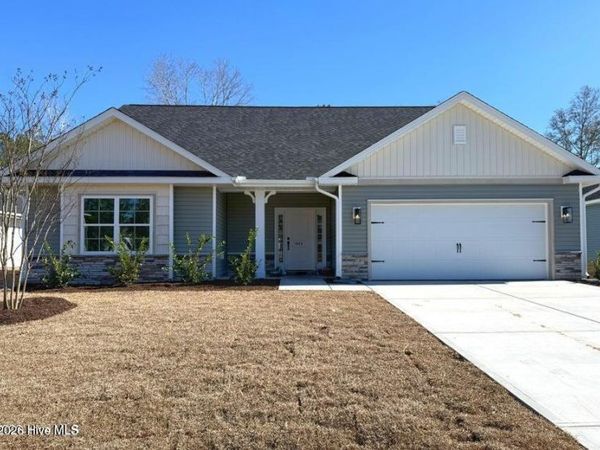 1060 Wood Creek Road NE, Leland, NC 28451