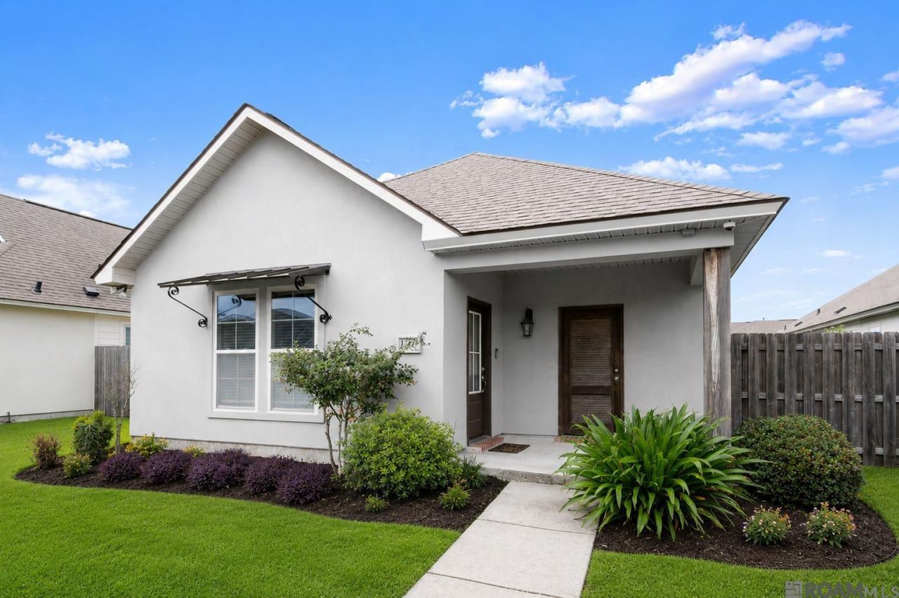 1430 Gardenia Ln, Baton Rouge, LA 70820 Main Photo