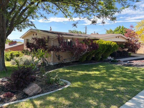 371 N 1000 E, Bountiful, UT 84010