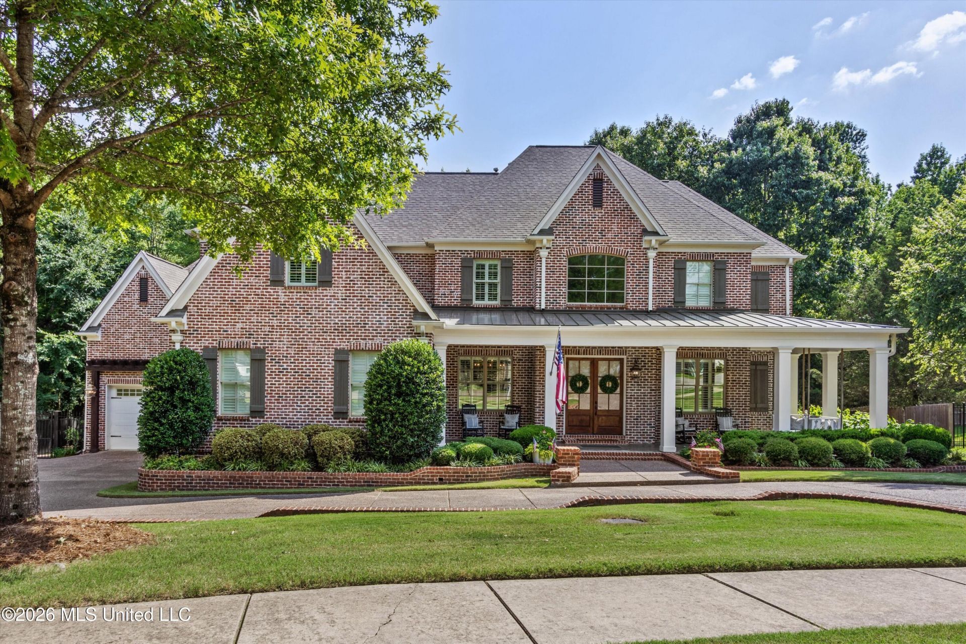 13833 Valley Oaks Drive Olive Branch, MS 38654