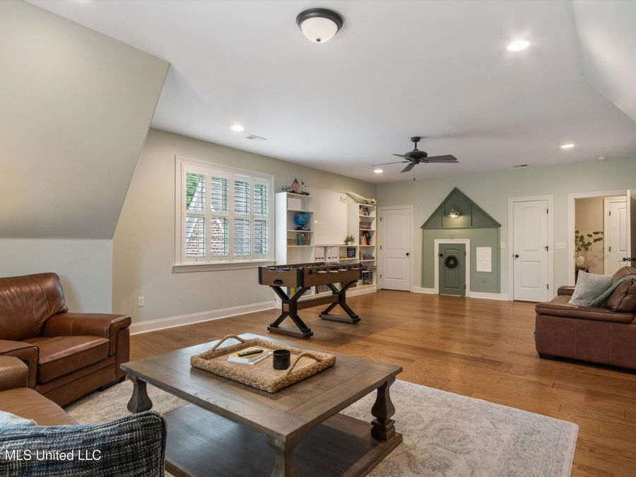 Property Image 30
