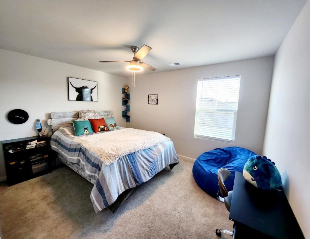 187 S Reindeer Rd. Photo 17