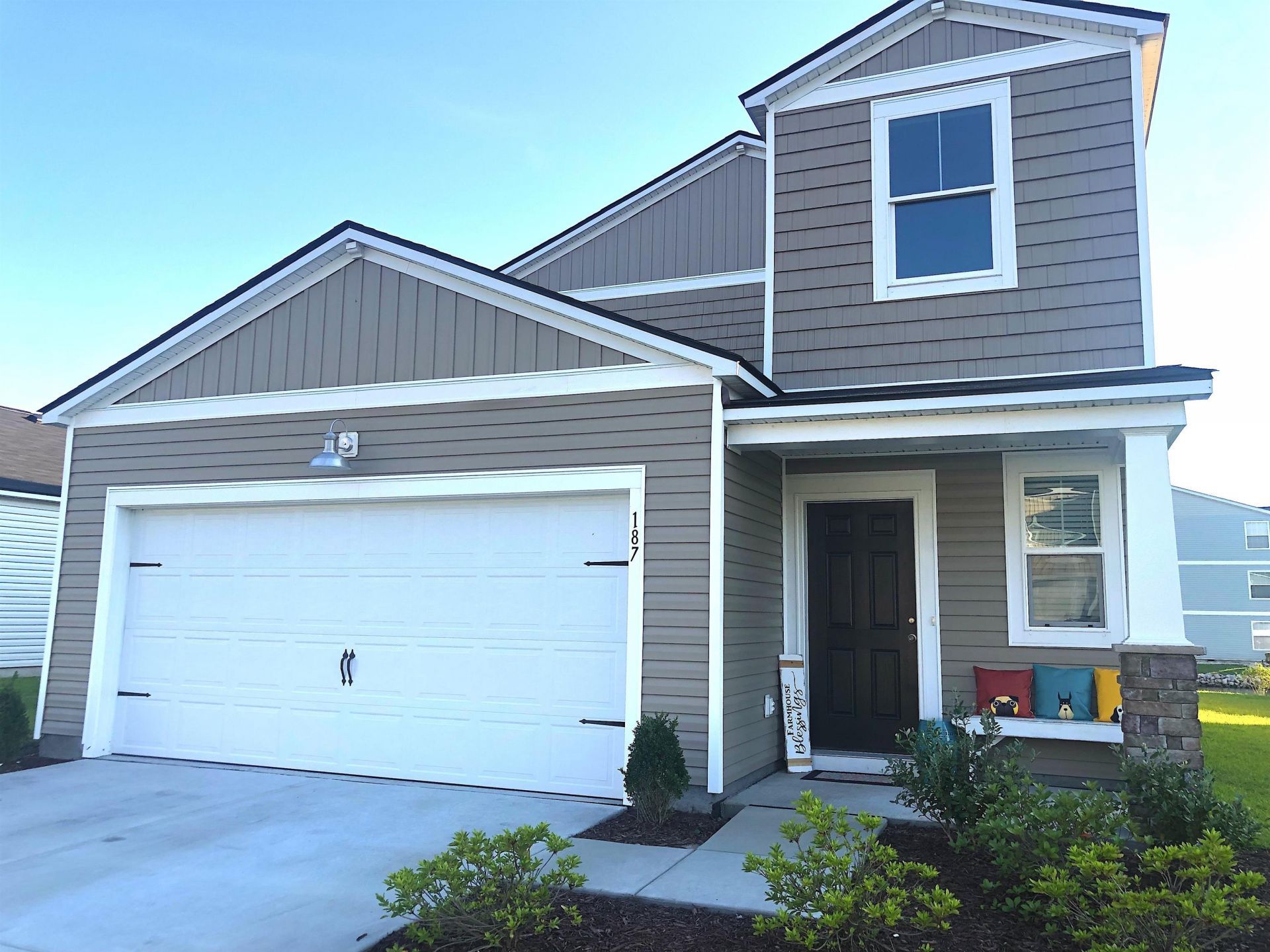 187 S Reindeer Rd. Photo 38