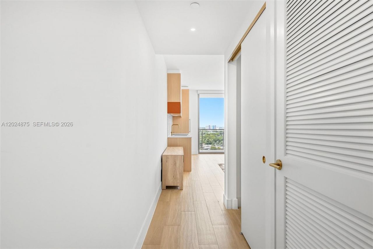 90 NE 32, Unit 1016, Miami, FL 33137 Photo