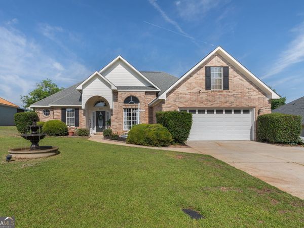 428 Cross Creek Way, Warner Robins, GA 31088
