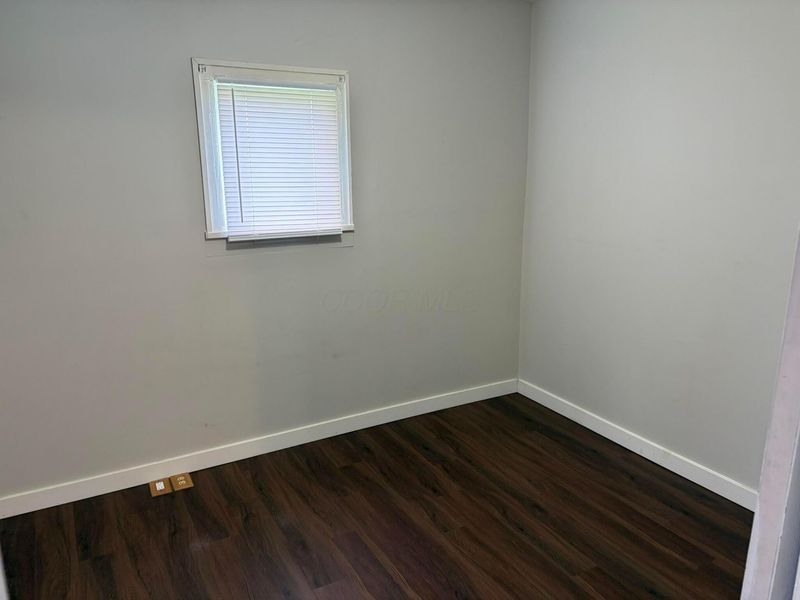 25 S Chalfant Road , Newark, OH 43055 Photo 9