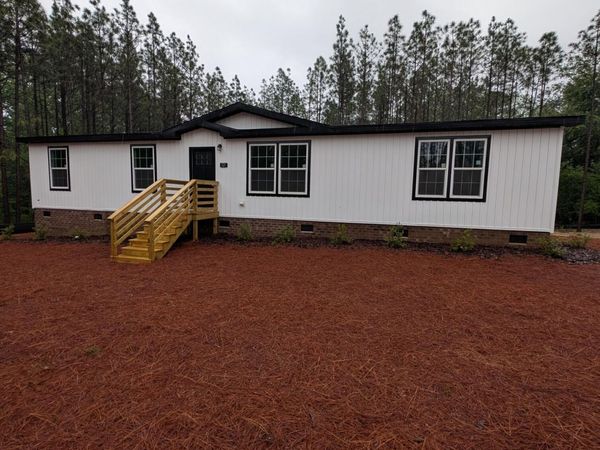 521 Veronica Way, West End, NC 27376