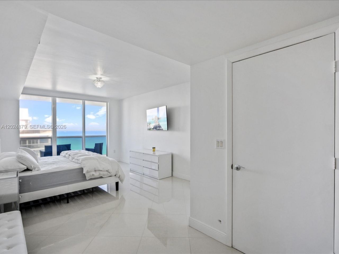 1830 S Ocean Dr, Unit 4508, Hallandale Beach, FL 33009 Photo