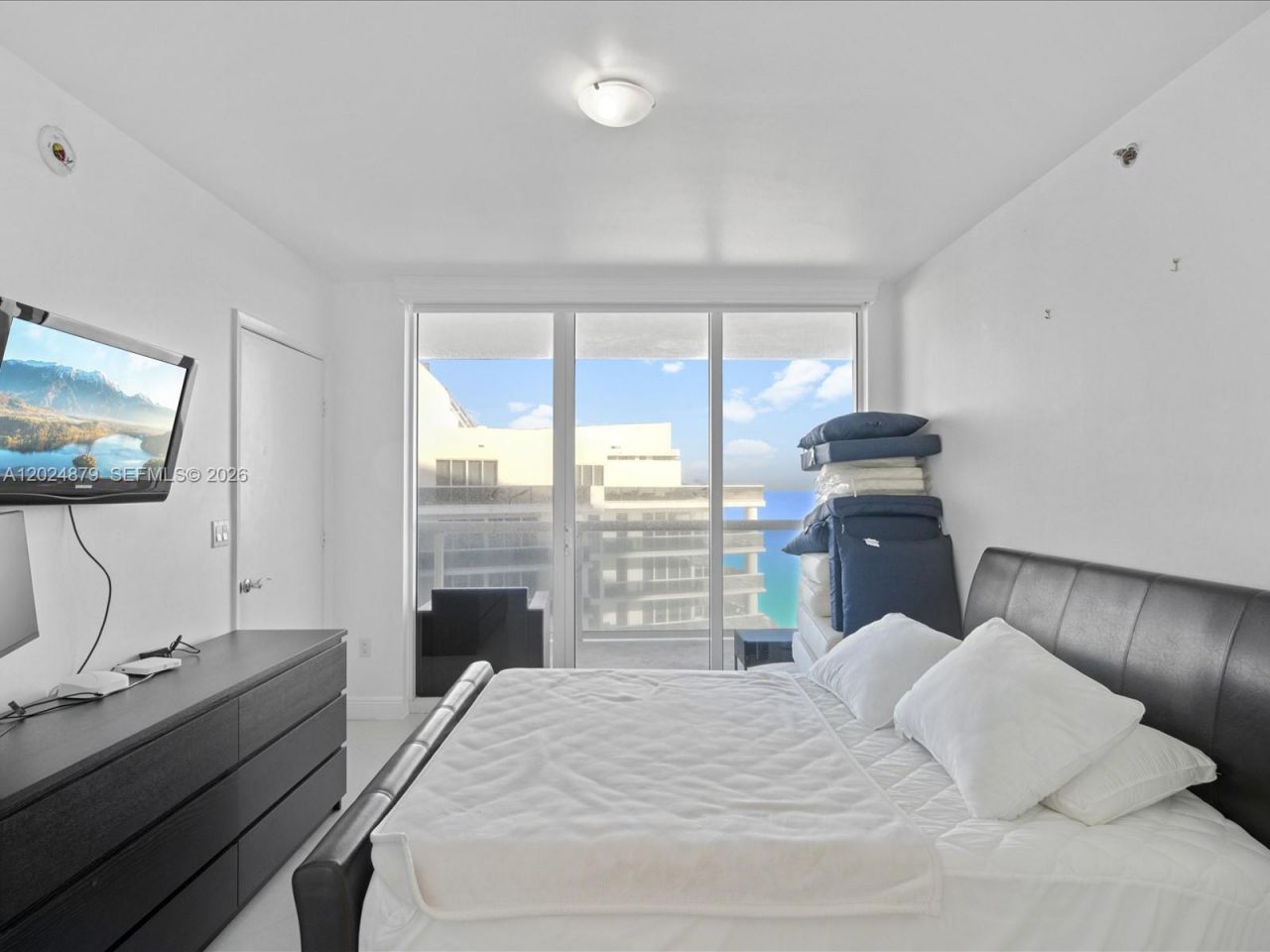 1830 S Ocean Dr, Unit 4508, Hallandale Beach, FL 33009 Photo