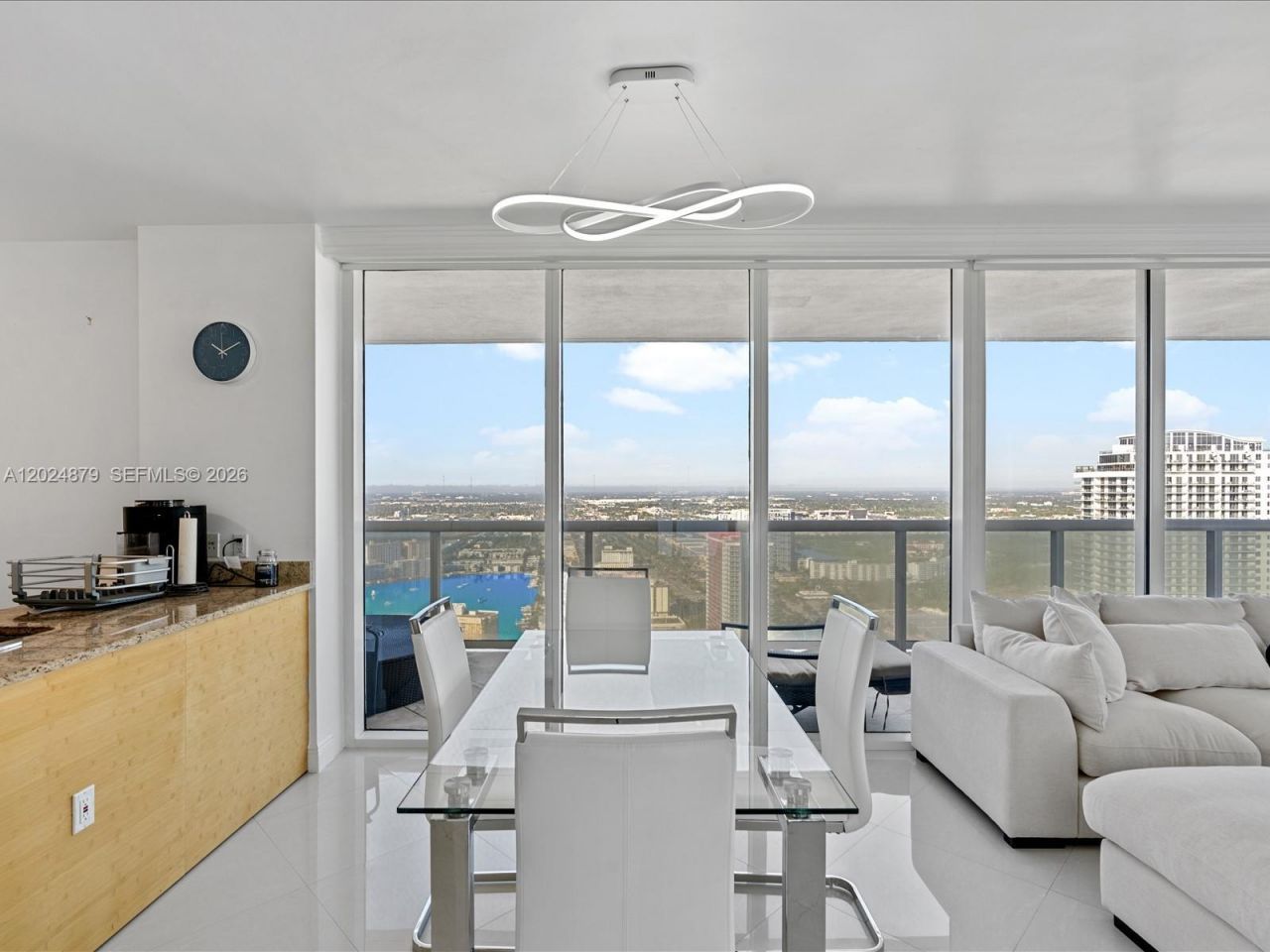 1830 S Ocean Dr, Unit 4508, Hallandale Beach, FL 33009 Photo