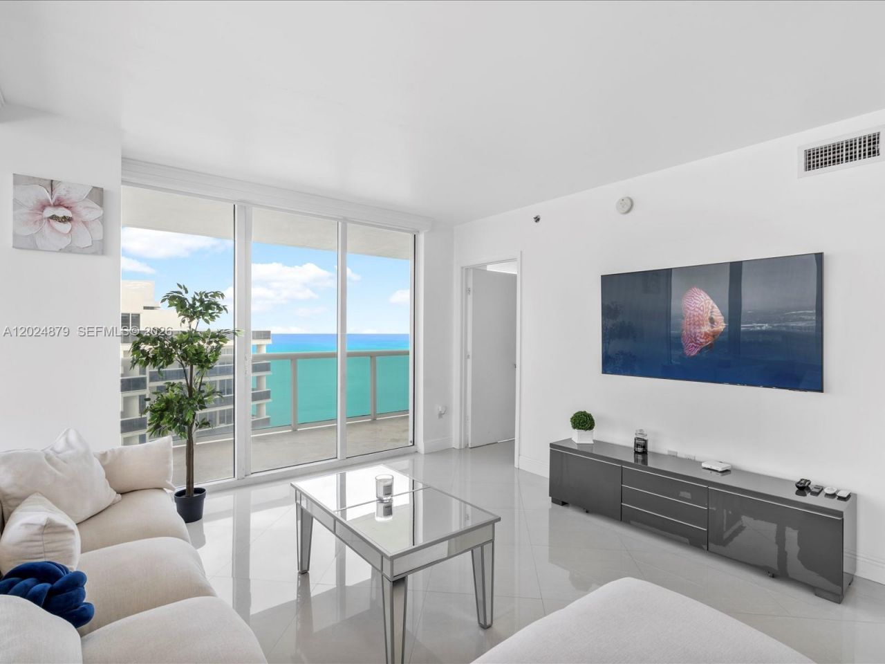 1830 S Ocean Dr, Unit 4508, Hallandale Beach, FL 33009 Photo