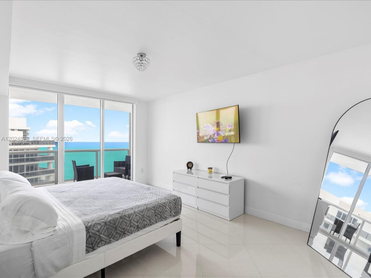 1830 S Ocean Dr, Unit 4508, Hallandale Beach, FL 33009 Photo