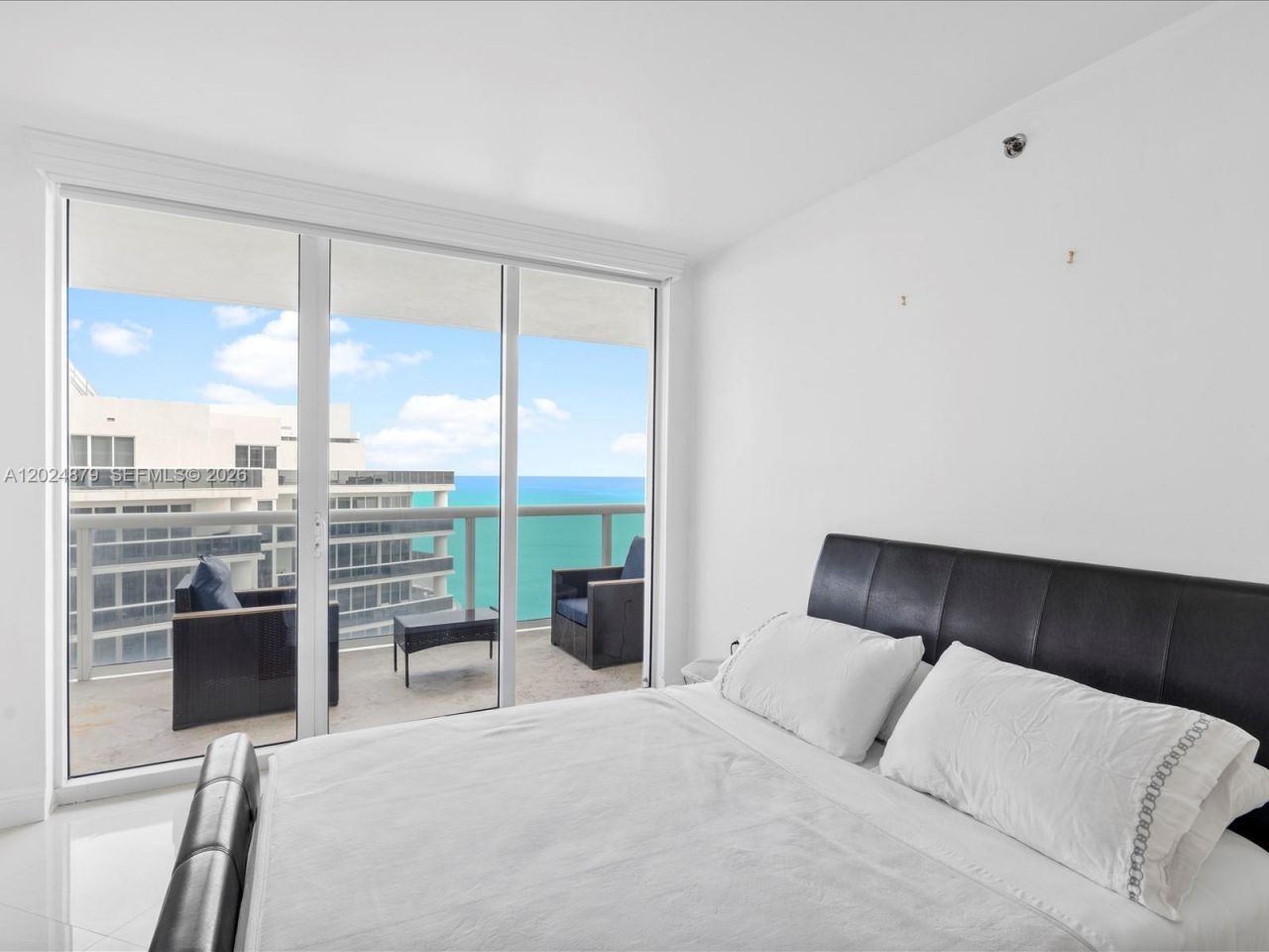 1830 S Ocean Dr, Unit 4508, Hallandale Beach, FL 33009 Photo