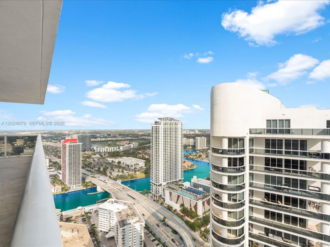 1830 S Ocean Dr, Unit 4508, Hallandale Beach, FL 33009 Photo