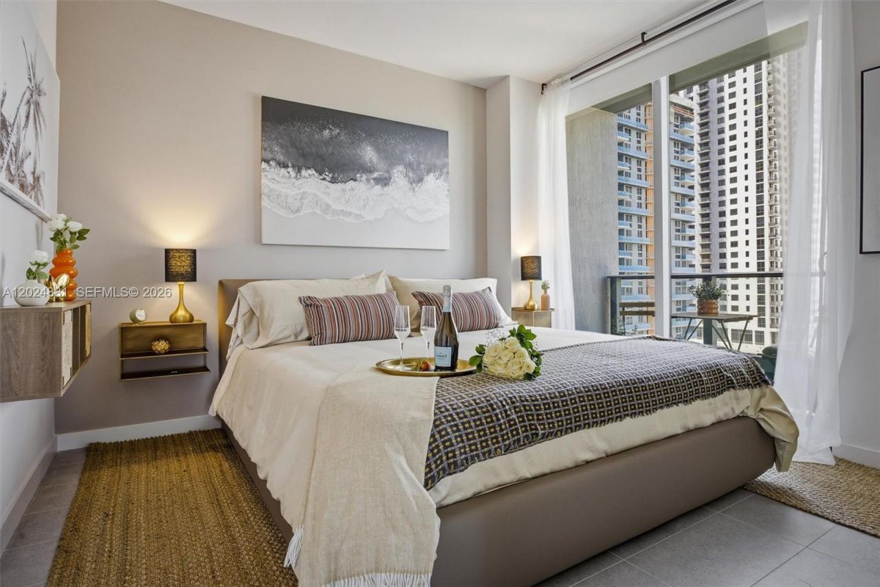 121 NE 5th St, Unit 1712, Miami, FL 33132 Photo