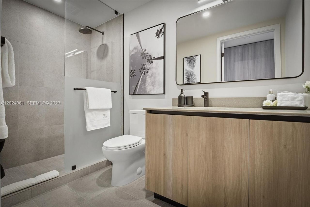 121 NE 5th St, Unit 1712, Miami, FL 33132 Photo