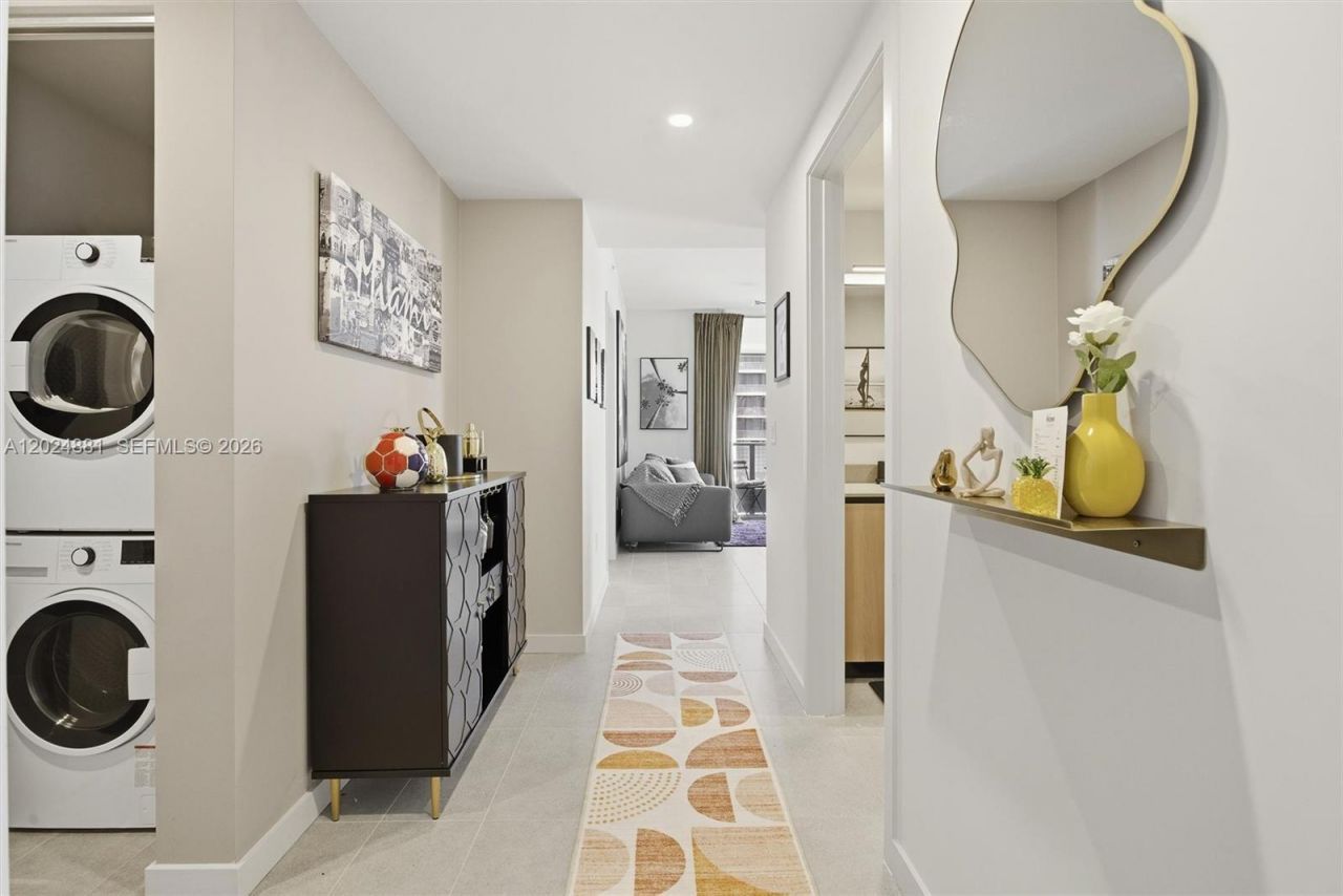 121 NE 5th St, Unit 1712, Miami, FL 33132 Photo