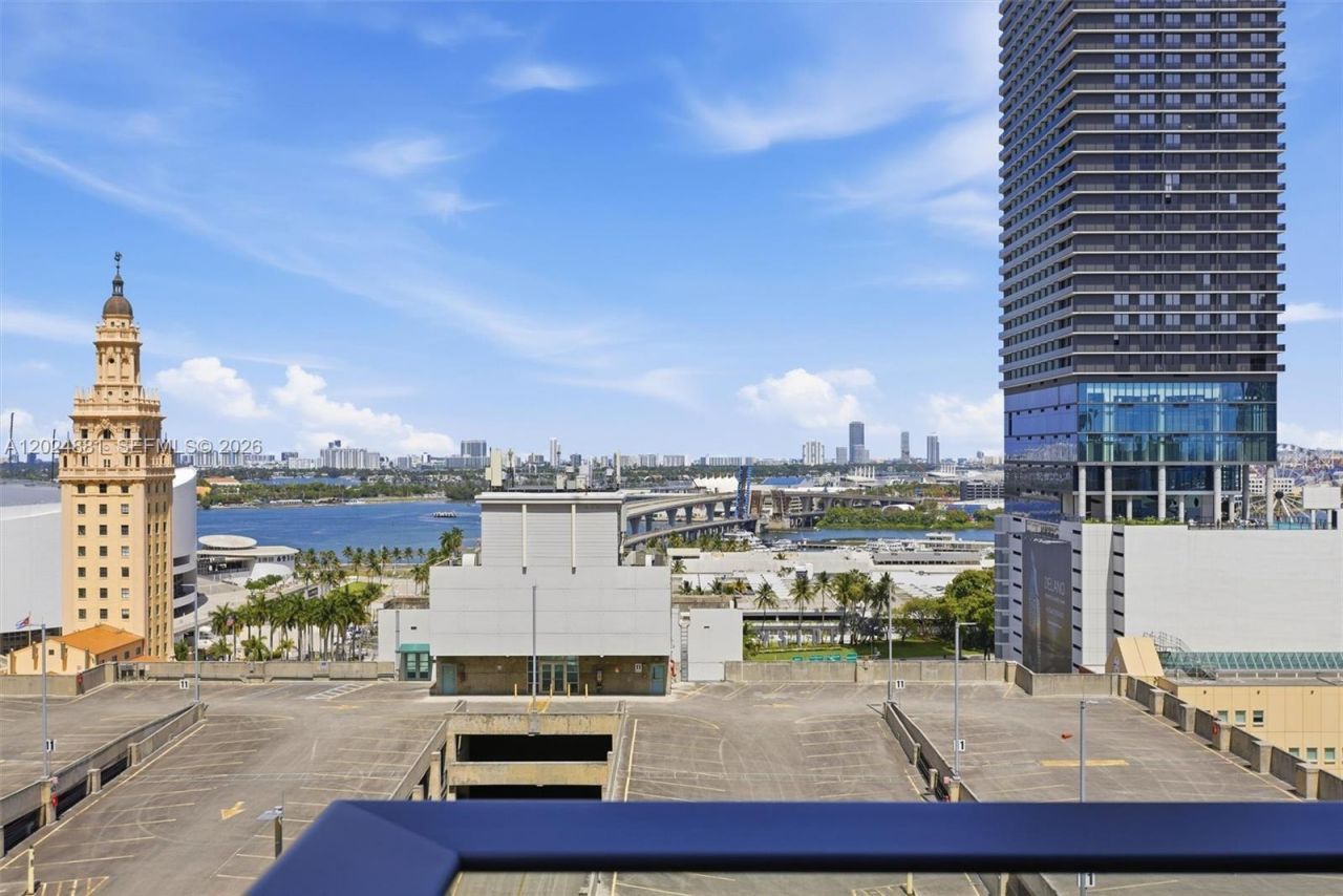 121 NE 5th St, Unit 1712, Miami, FL 33132 Photo