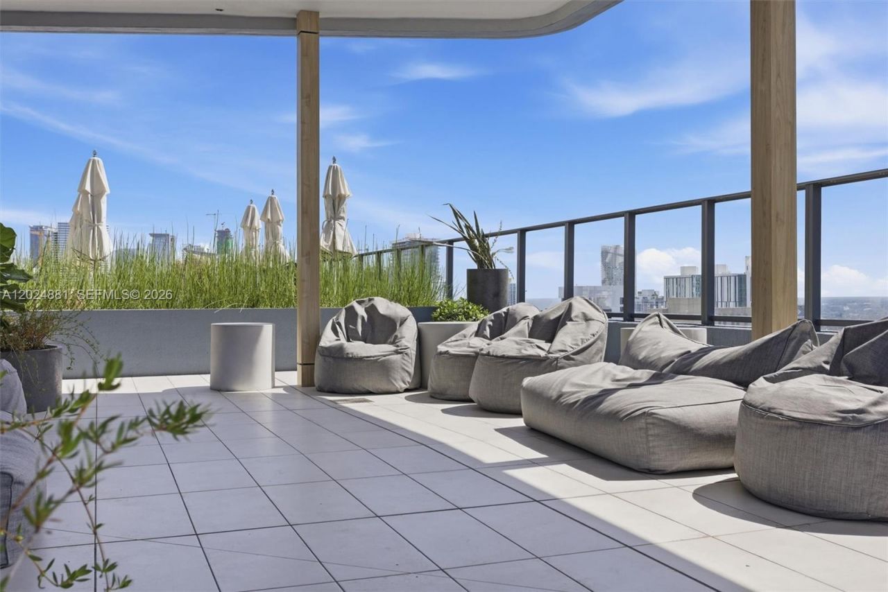 121 NE 5th St, Unit 1712, Miami, FL 33132 Photo