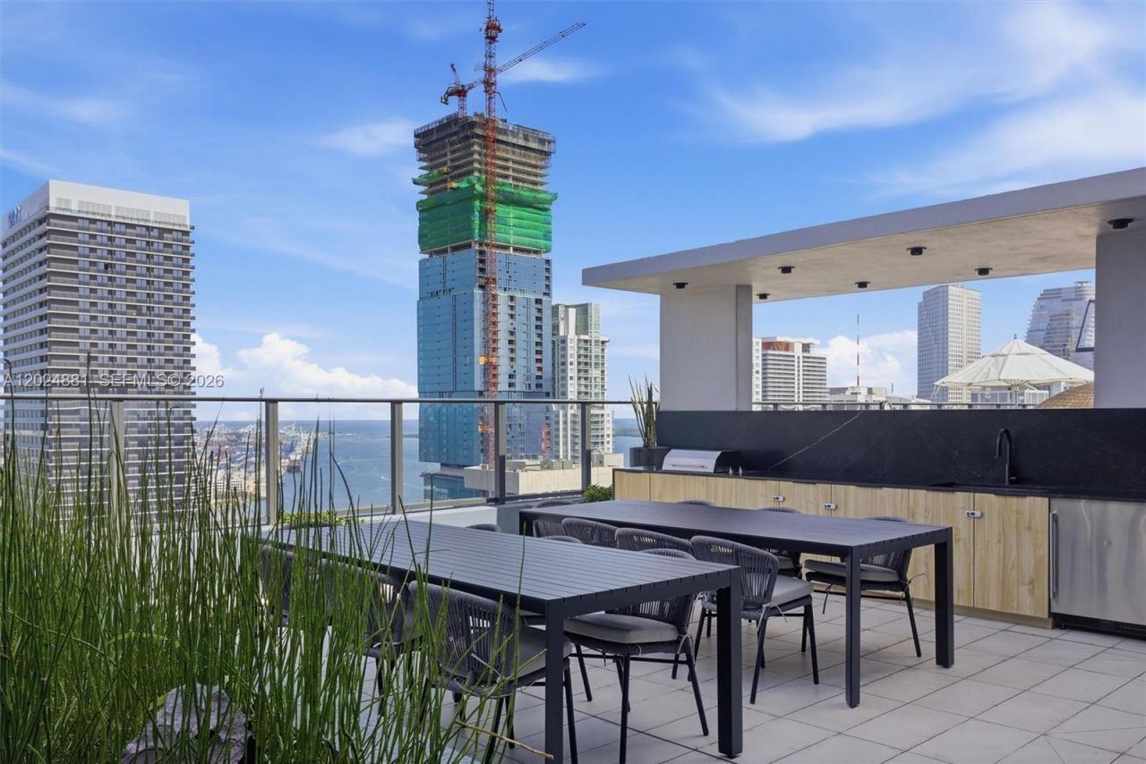 121 NE 5th St, Unit 1712, Miami, FL 33132 Photo