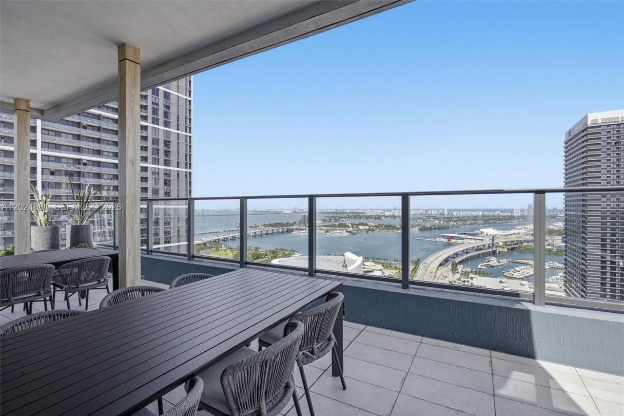 121 NE 5th St, Unit 1712, Miami, FL 33132 Photo