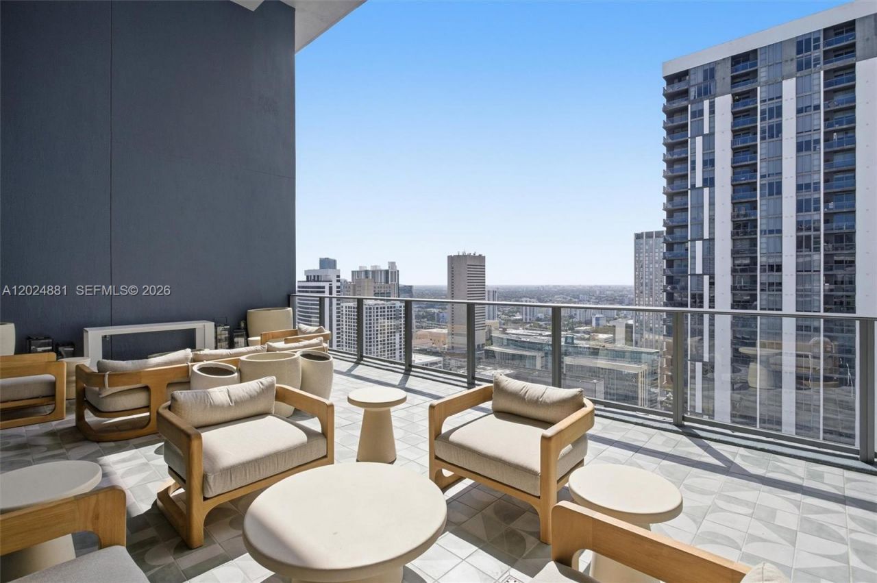 121 NE 5th St, Unit 1712, Miami, FL 33132 Photo