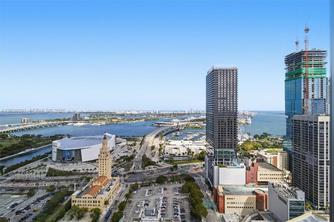 121 NE 5th St, Unit 1712, Miami, FL 33132 Photo