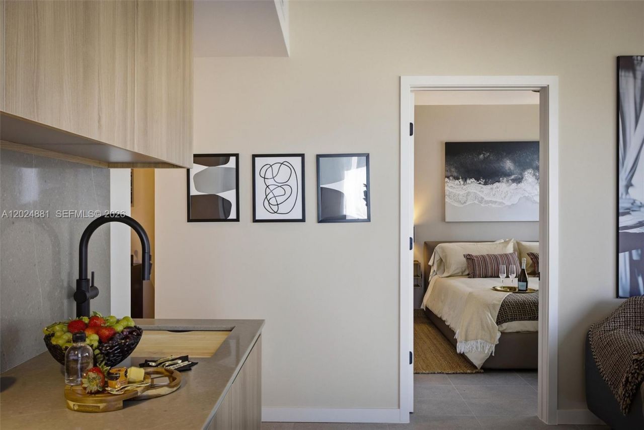 121 NE 5th St, Unit 1712, Miami, FL 33132 Photo