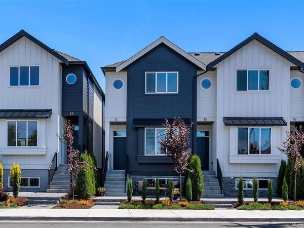 10145 Fifth St, Unit #9, Sidney, BC V8L 2X8
