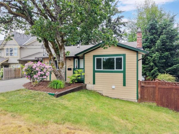457B Sue Mar Pl, Colwood, BC V9C 3E1