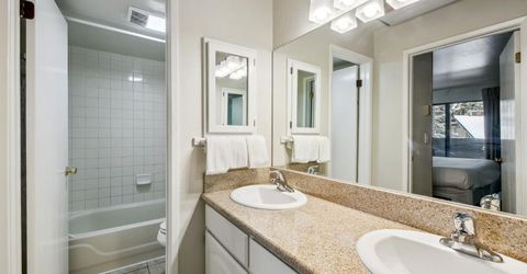 3535 Lake Tahoe Boulevard, Unit 211, South Lake Tahoe, CA 96150 Photo