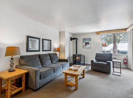3535 Lake Tahoe Boulevard, Unit 211, South Lake Tahoe, CA 96150 Photo