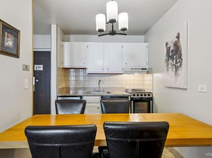 3535 Lake Tahoe Boulevard, Unit 211, South Lake Tahoe, CA 96150 Photo