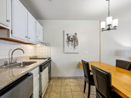 3535 Lake Tahoe Boulevard, Unit 211, South Lake Tahoe, CA 96150 Photo