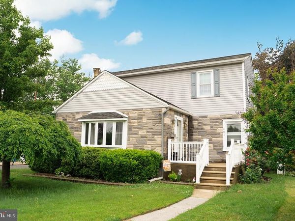 401 CHESTER AVENUE, BELLMAWR, NJ 08031