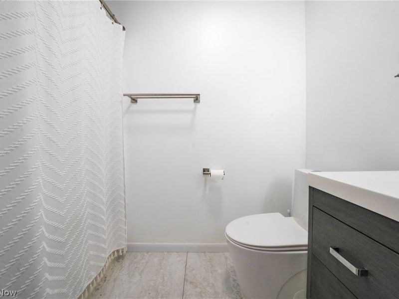 19374 Lauren Way, Strongsville, OH 44149 Photo 20