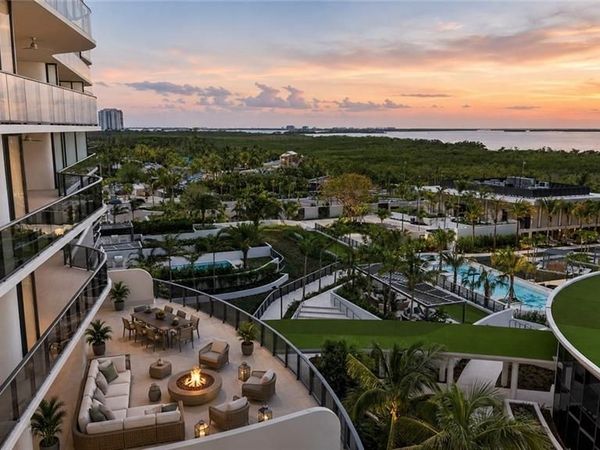 5100 seagrass BLVD , Unit 202, BONITA SPRINGS, FL 34134