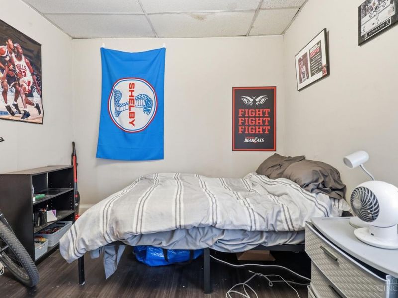 219 Atkinson Street, Cincinnati, OH 45219 Photo 8
