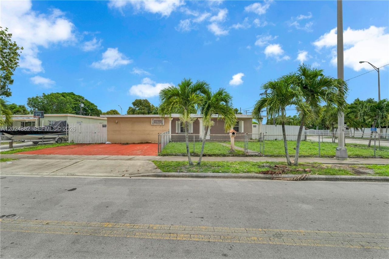 3651 W 2nd Ct , Hialeah, FL 33012 Photo