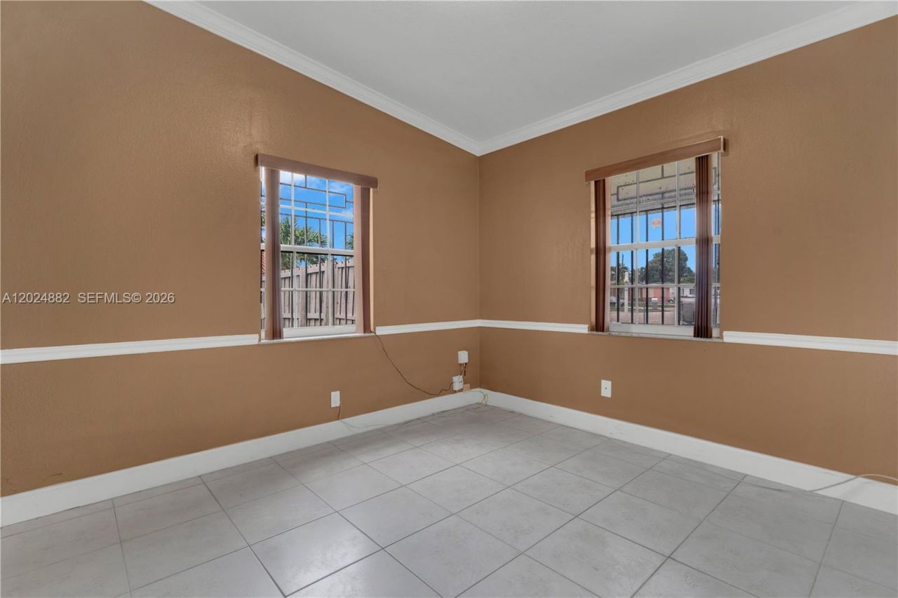 3651 W 2nd Ct , Hialeah, FL 33012 Photo