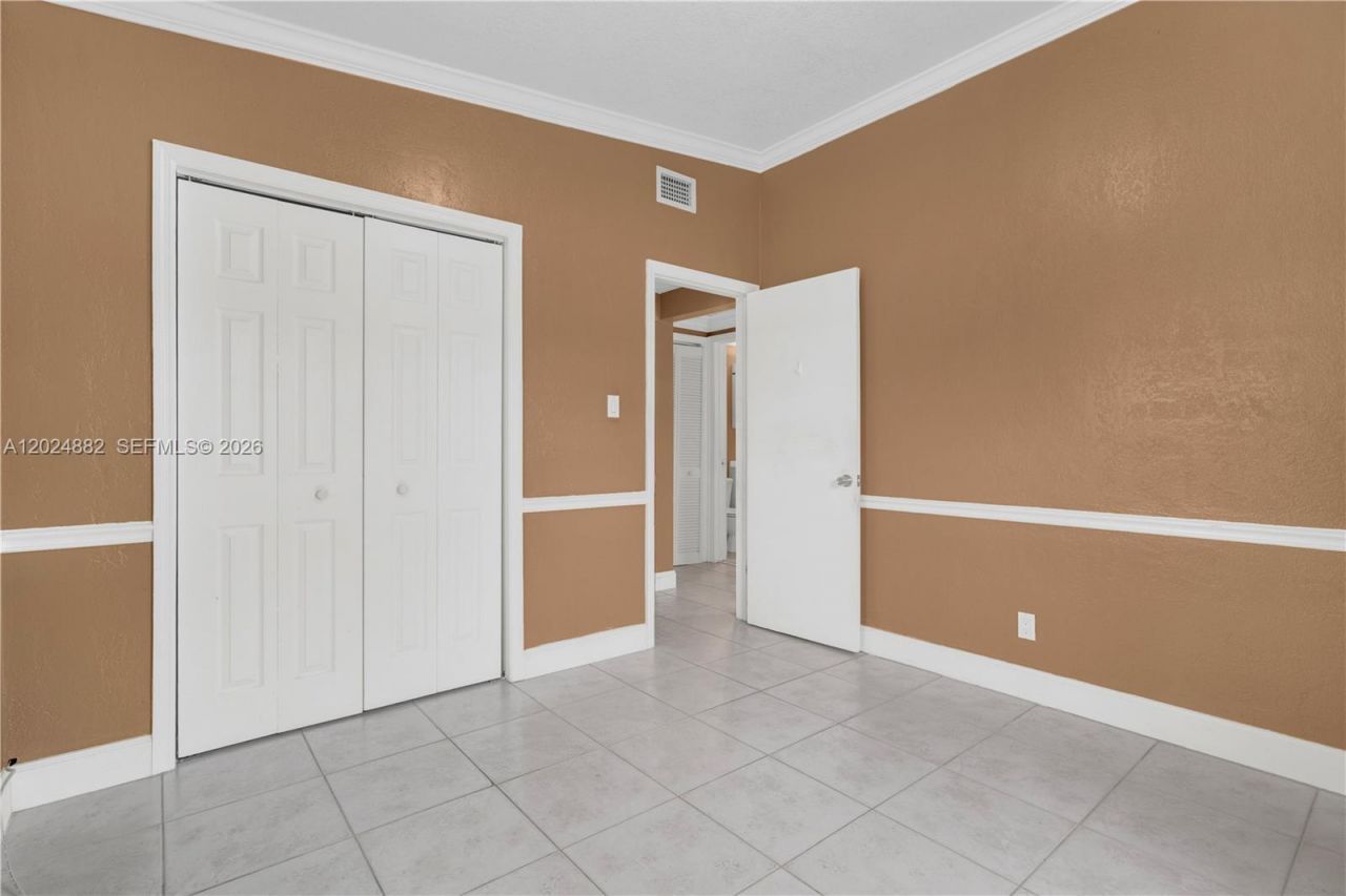 3651 W 2nd Ct , Hialeah, FL 33012 Photo
