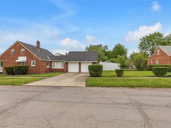 1959 Warrensville Center Road , South Euclid, OH 44121