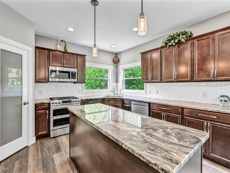 7936 Butterfly Street, Concord Township, OH 44077 Photo 15