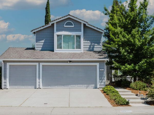 9881 Turtle Dove Ct, Elk Grove, CA 95624