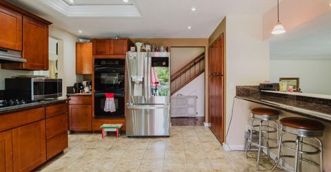 9881 Turtle Dove Ct, Elk Grove, CA 95624 Photo