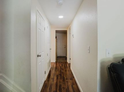 9881 Turtle Dove Ct, Elk Grove, CA 95624 Photo